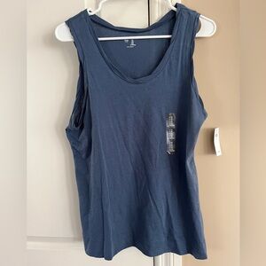 NWT- Women’s, Gap, Light Denim Blue, Scoop Neck Tank-Size M